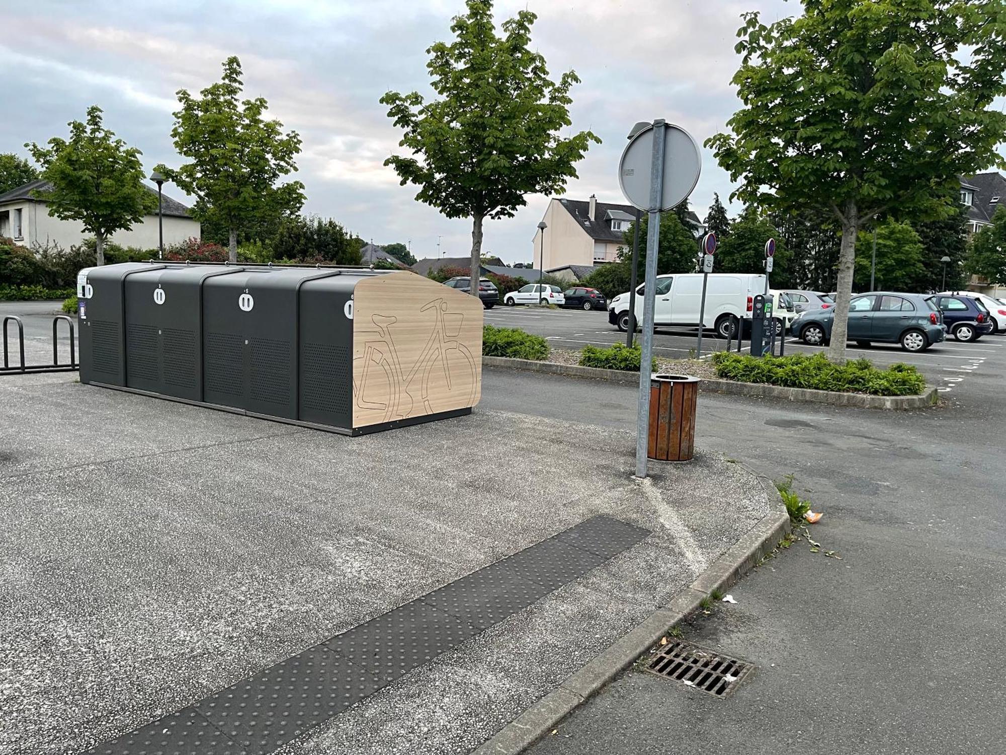 L'Atypique Hyper Centre Wifi Et Netflix Gratuit Lejlighed Mayenne Eksteriør billede